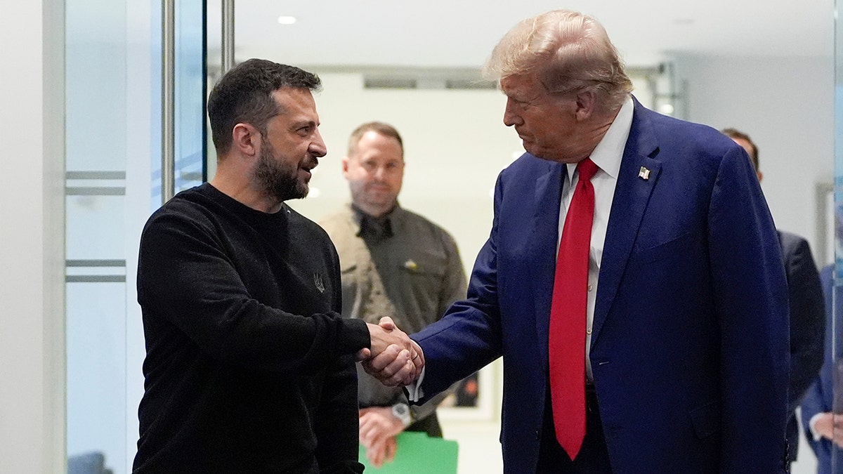 Then, former presidential presidential candidate, President Donald Trump, wears President Ukraine Voludmir Zelinski in Trump Tower, on Friday, September 27, 2024, in New York