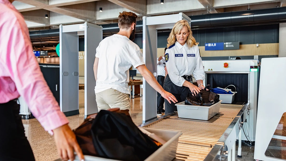 control de seguridad del aeropuerto