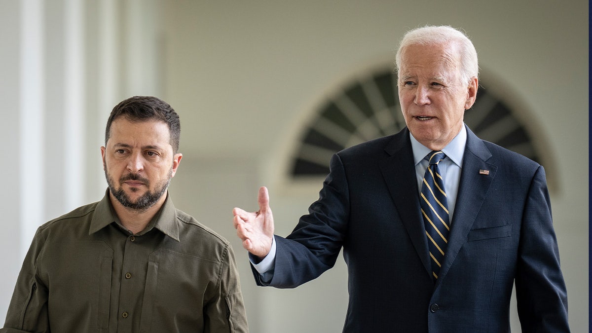 El presidente de Ucrania, Volodymyr Zelensky, y el presidente Biden