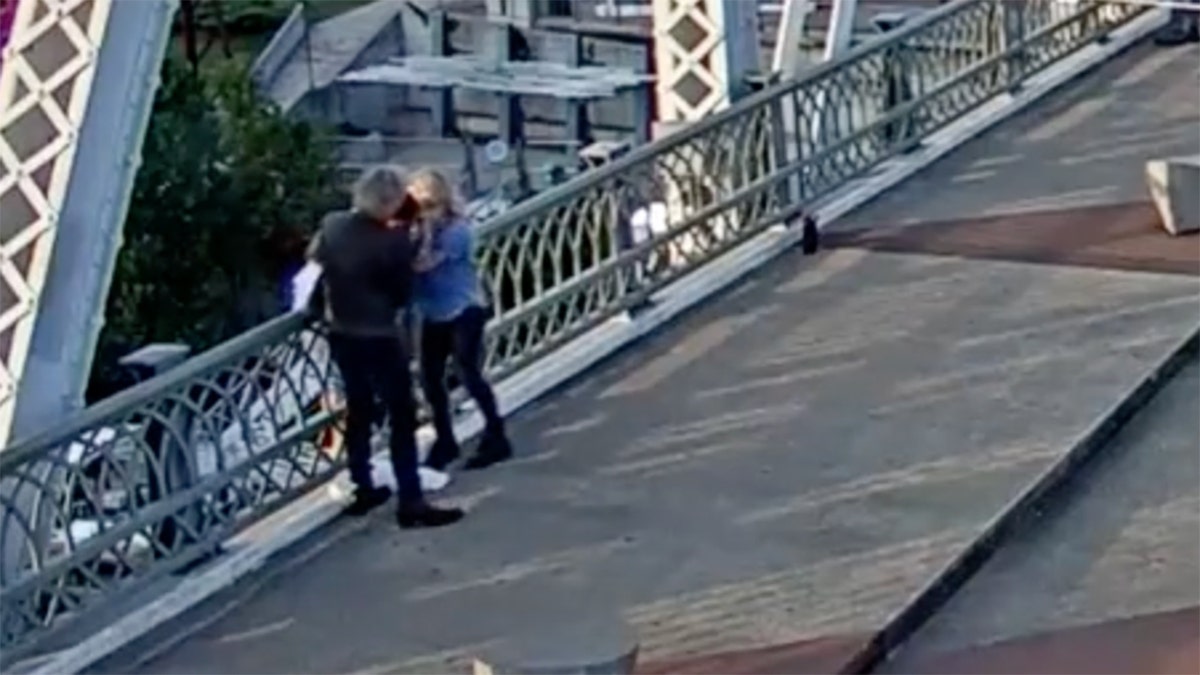 Bon Jovi saves woman from jumping from bridge