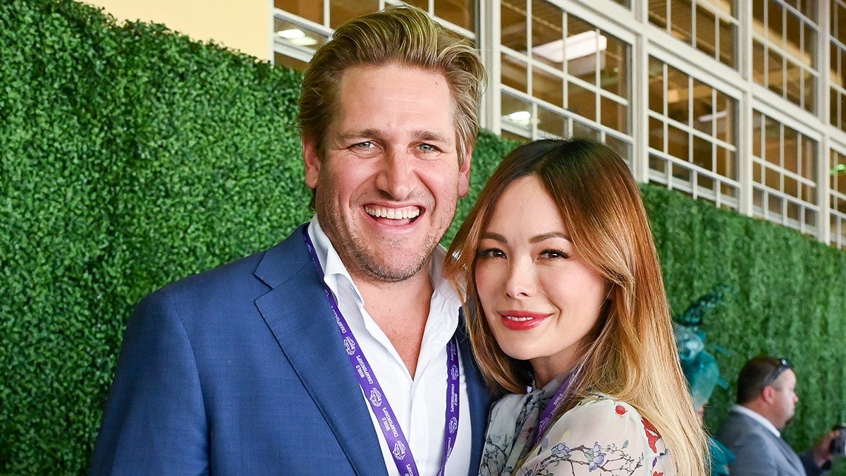 Curtis Stone and Lindsay Price at the Breeder's Cup