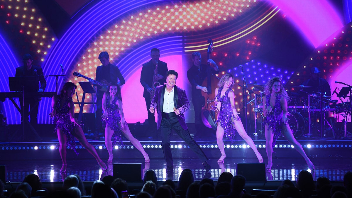 Donny Osmond actuando en Las Vegas