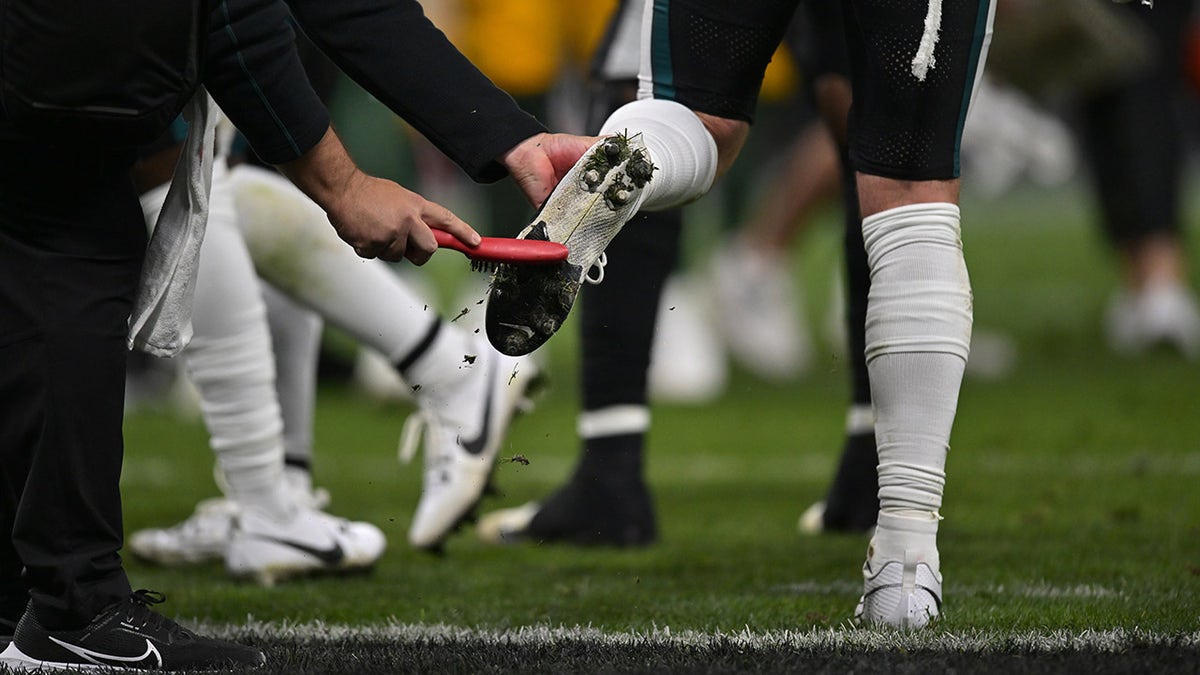 Eagles cleats