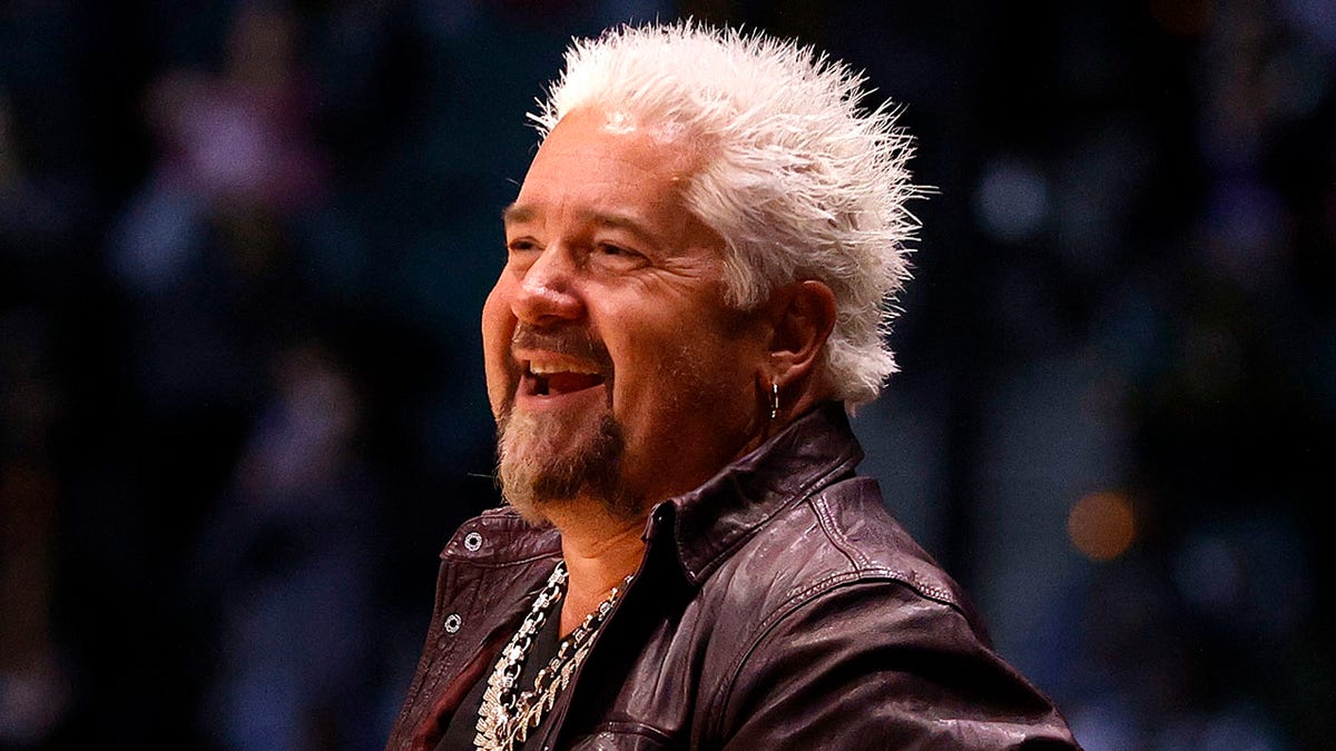 Celebrity chef Guy Fieri reveals he talked with his late father through ...