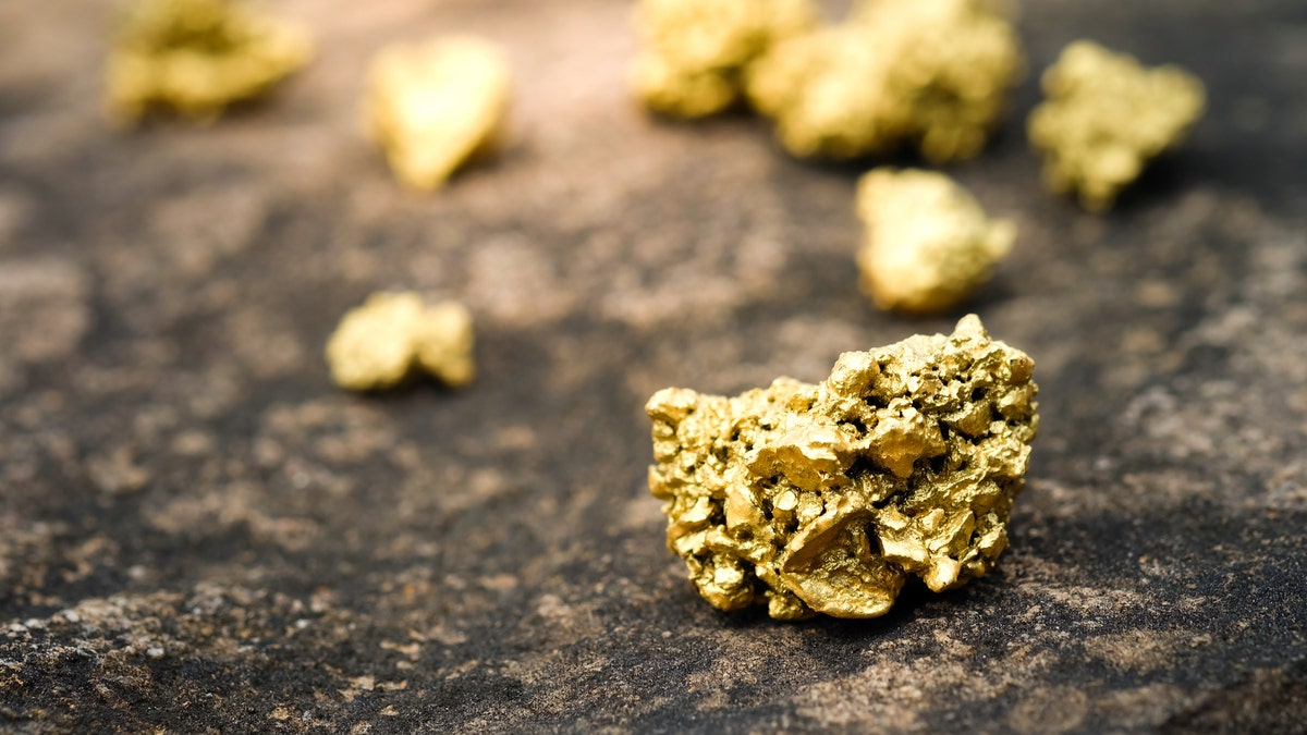 Top US states where you're most likely to strike gold  at george magazine