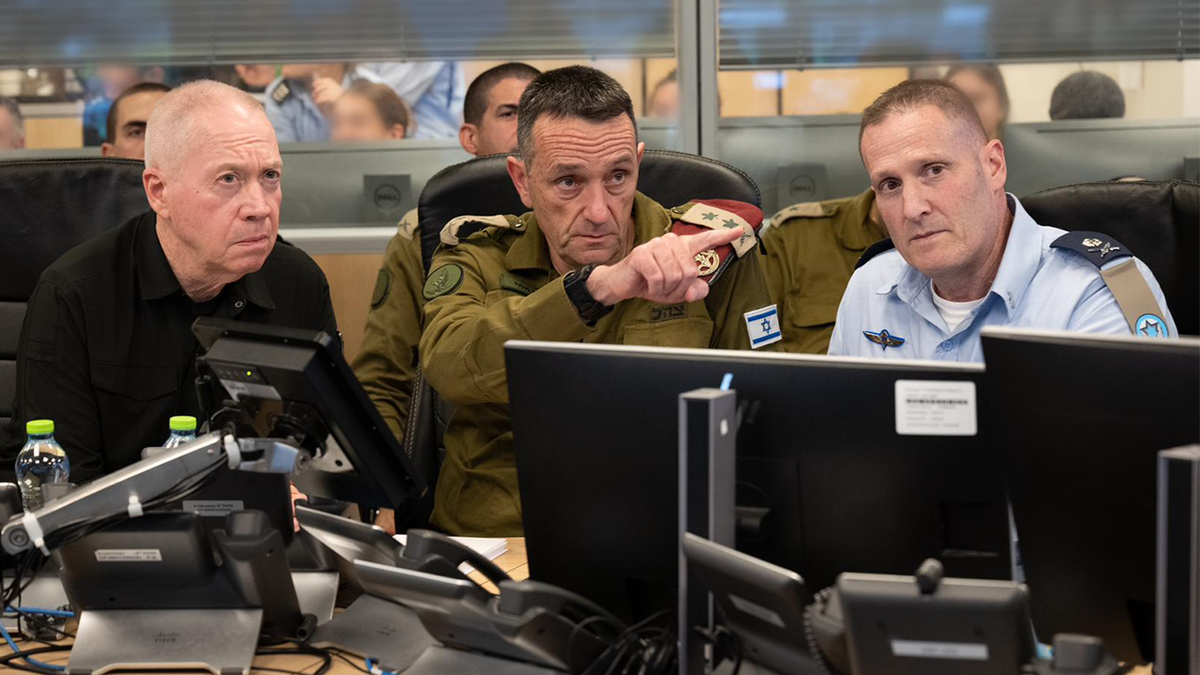 Foto del mando de las Fuerzas Aéreas israelíes en la noche de la eliminación