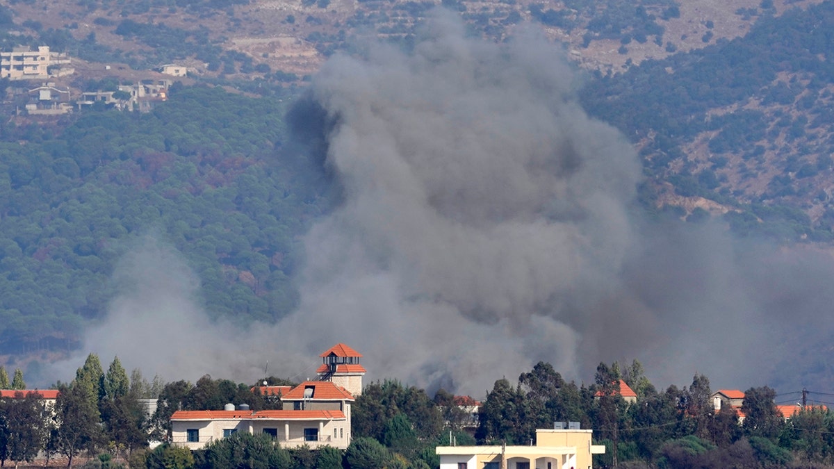 Ataque aéreo israelí en la aldea de Khiam