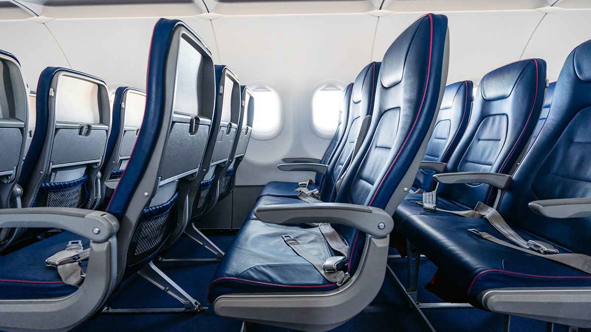 rear-facing-airline-seats