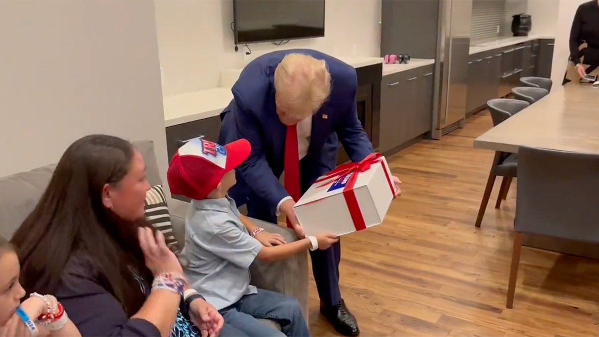 Donald Trump com Liam e família