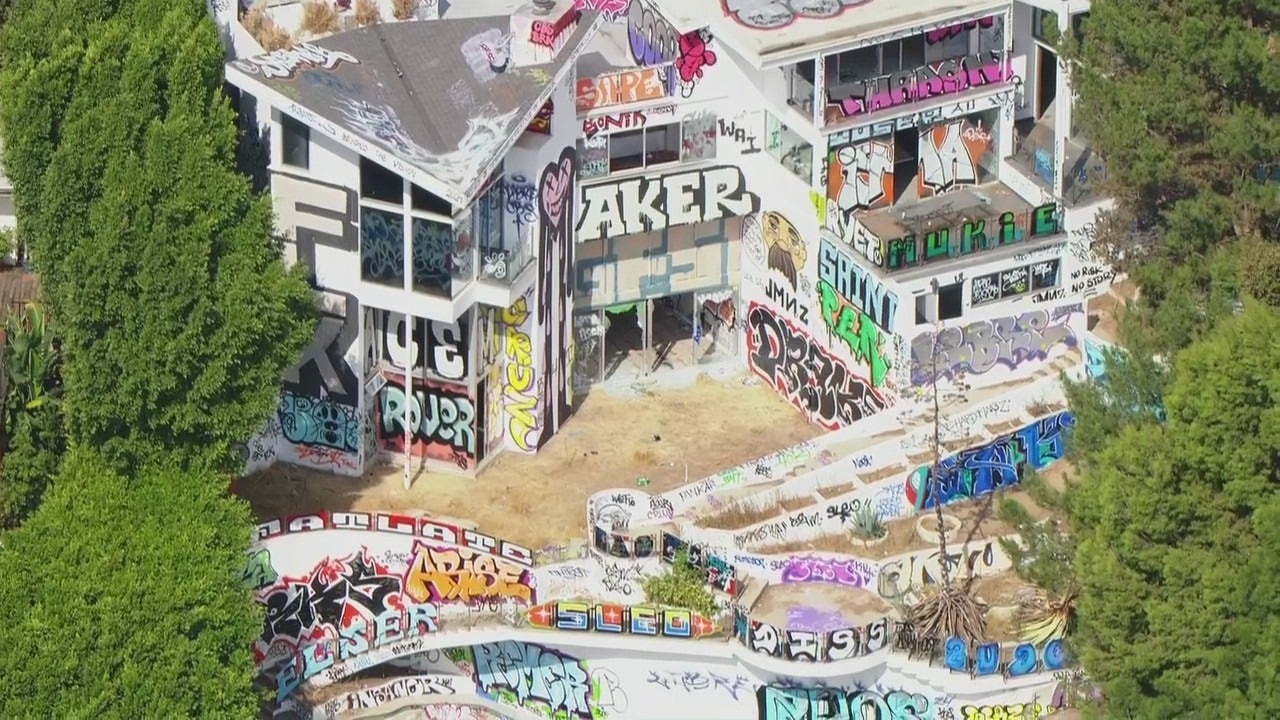 The Hollywood Sign (@hollywoodsigntrust) · Los Angeles, CA, image size:1280x720