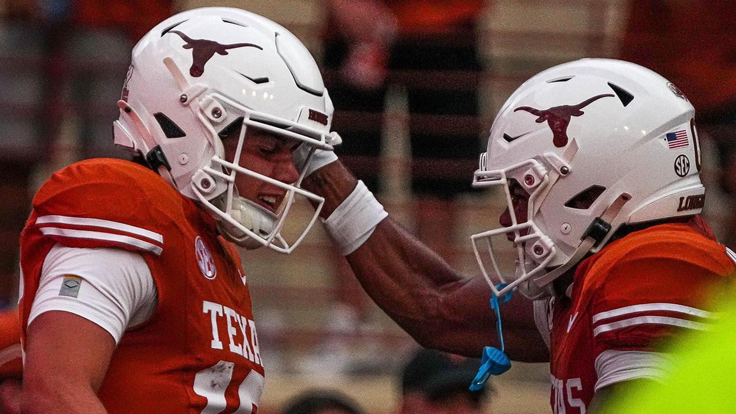 Arch Manning Shines, Throws for 223 Yards and 4 TDs in Texas Win