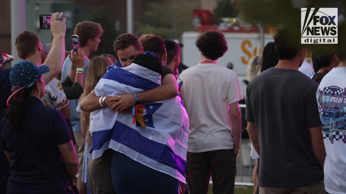 UNC-Chapel Hill Students Show Patriotism at Flagstock