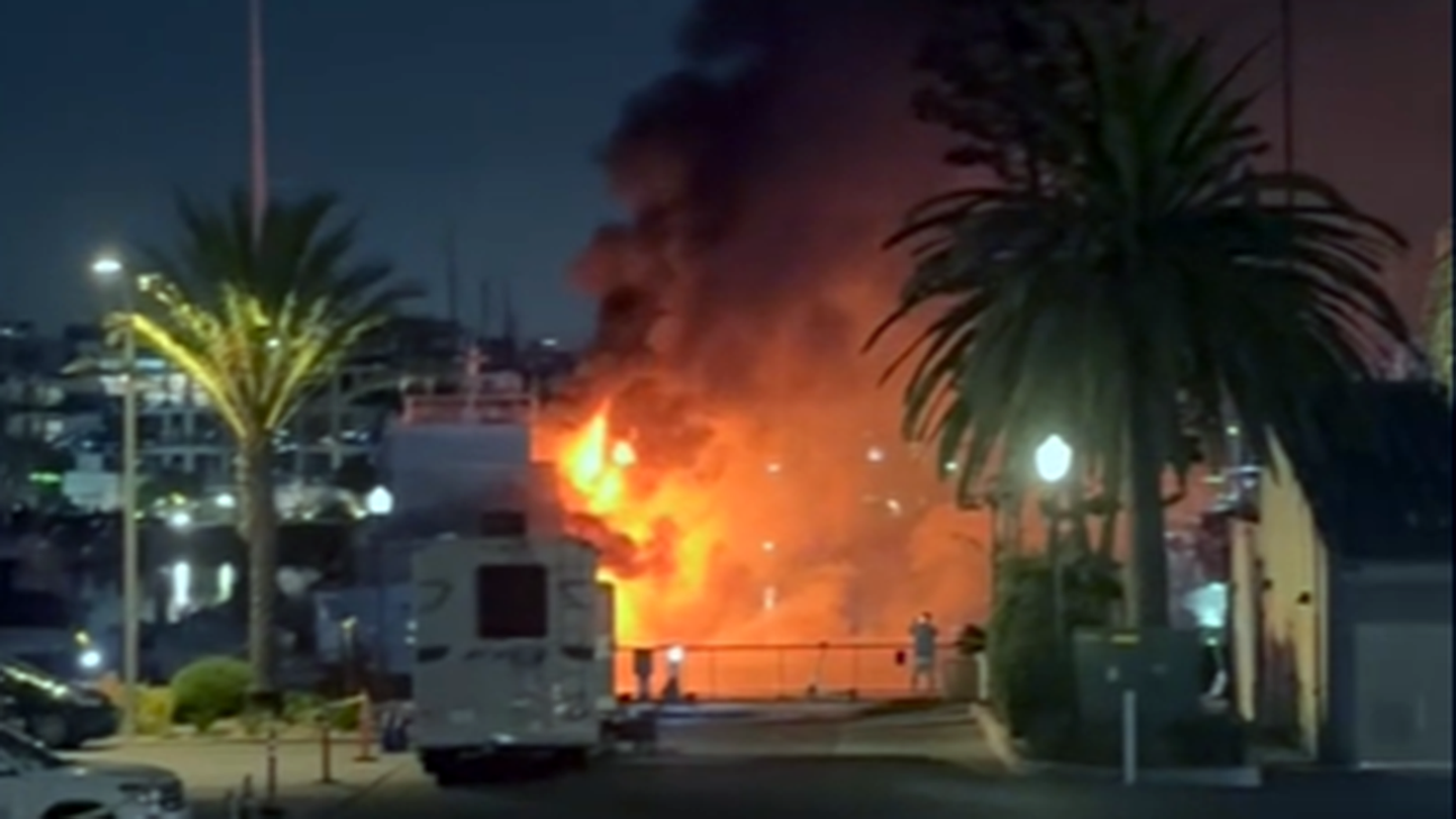 Luxury Yacht Sinks After Fire in California Marina