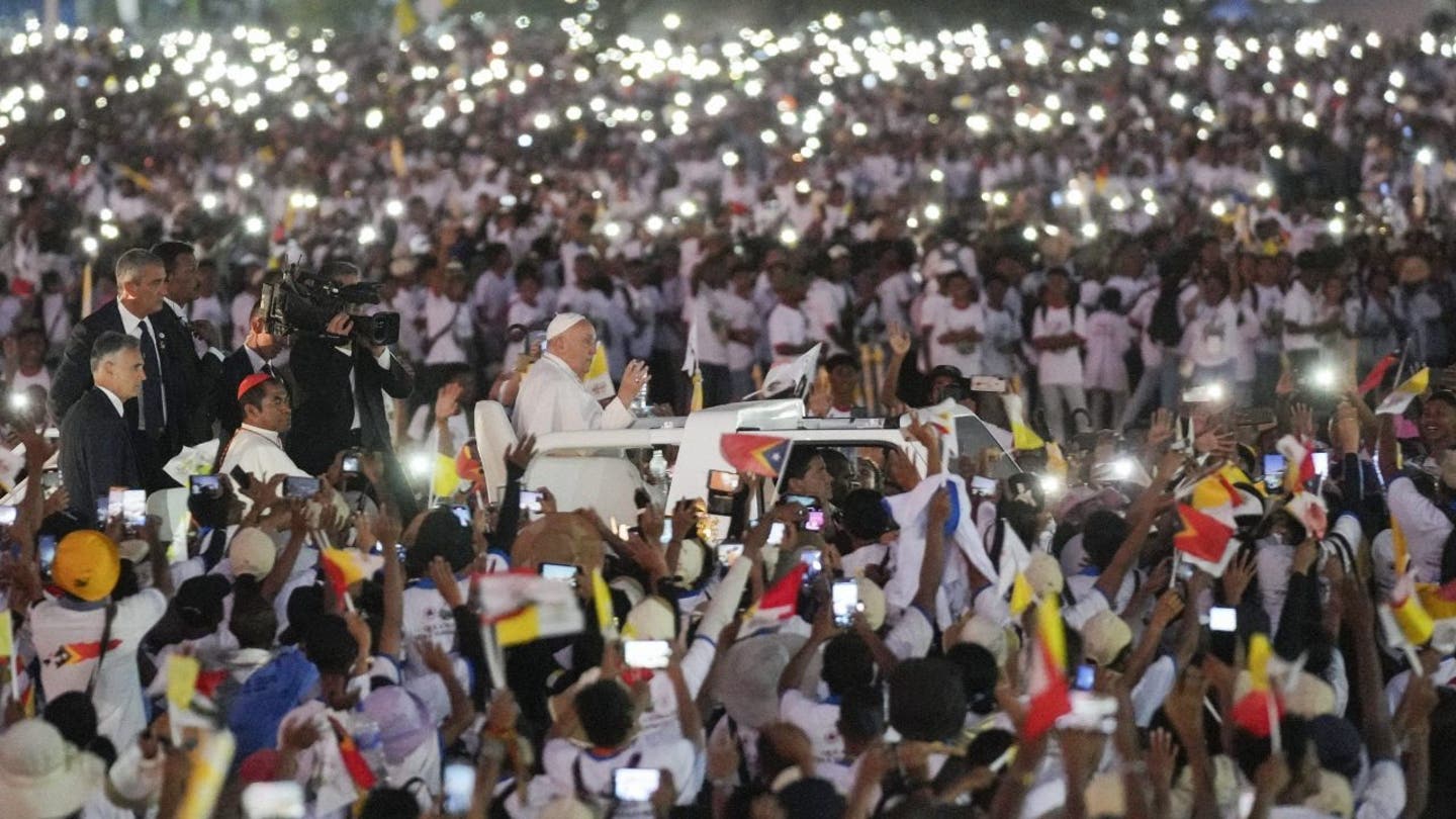 Timor's Devout Catholic Community Welcomes Pope Francis in Historic Mass