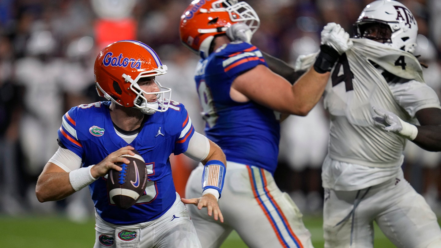 Florida Gators Fans Roasted by Jesse Palmer After Home Loss