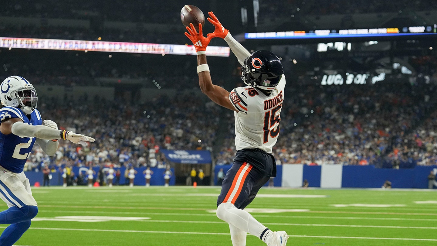 Bears' Williams Makes History with First Rookie Passing Touchdown in 2024