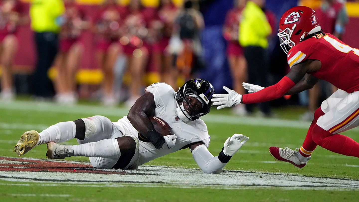 Roquan Smith Warns Chiefs' Peyton Hendershot After Postgame Confrontation