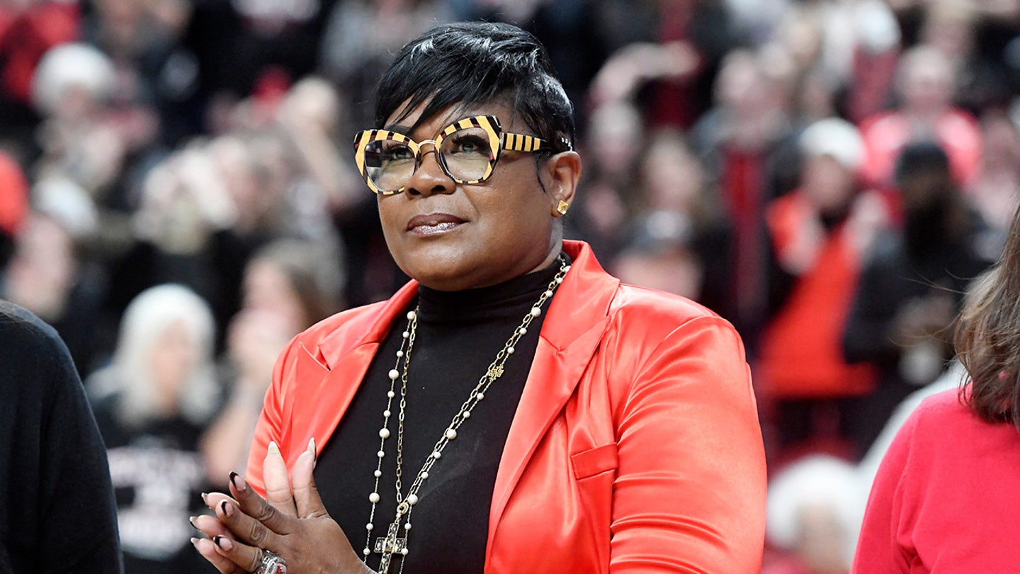 Sheryl Swoopes' Absence from WNBA Broadcast Sparks Controversy over Personal Bias