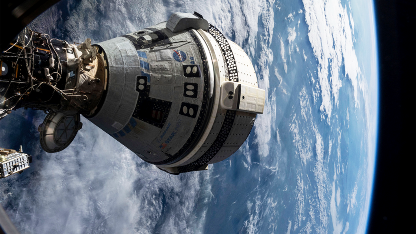 Astronaut Reports Baffling Noises Emanating from Starliner Capsule