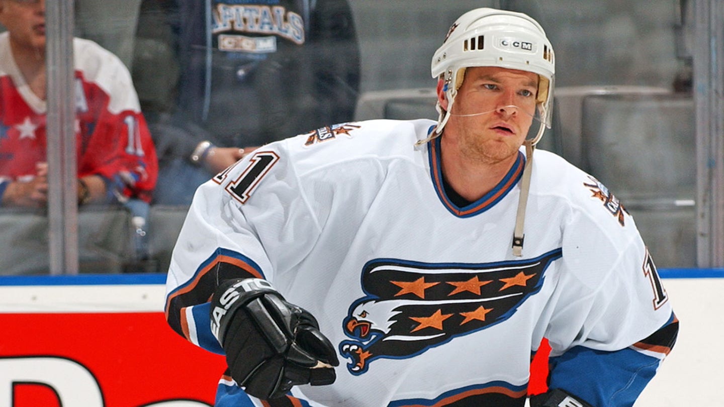 Former NHL Enforcer Stephen Peat Dies Tragically at 44