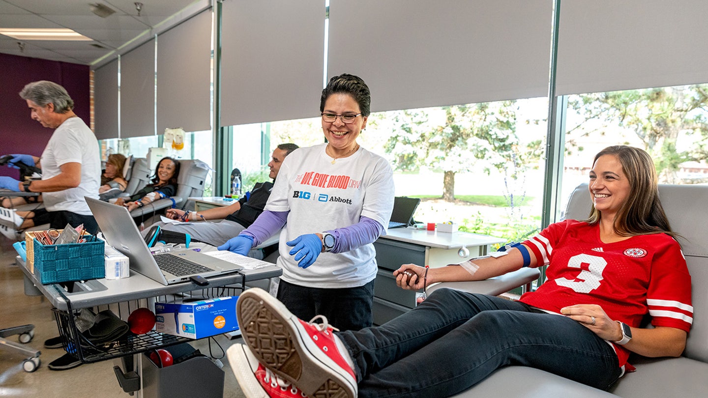 Tom Brady Leads Blood Drive Competition Among Big Ten Schools