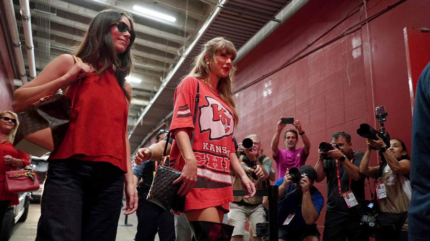 Taylor Swift's Endorsement Sparks Trump's Dismissal, Mahomes Admiration