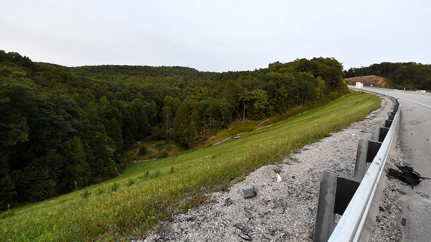 Manhunt Intensifies for Kentucky Gunman on Third Day, Jungle-Like Terrain Searched