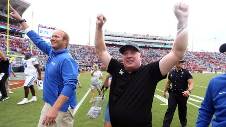 Kentucky Wildcats Upset Sixth-Ranked Ole Miss, Shocking the College Football World