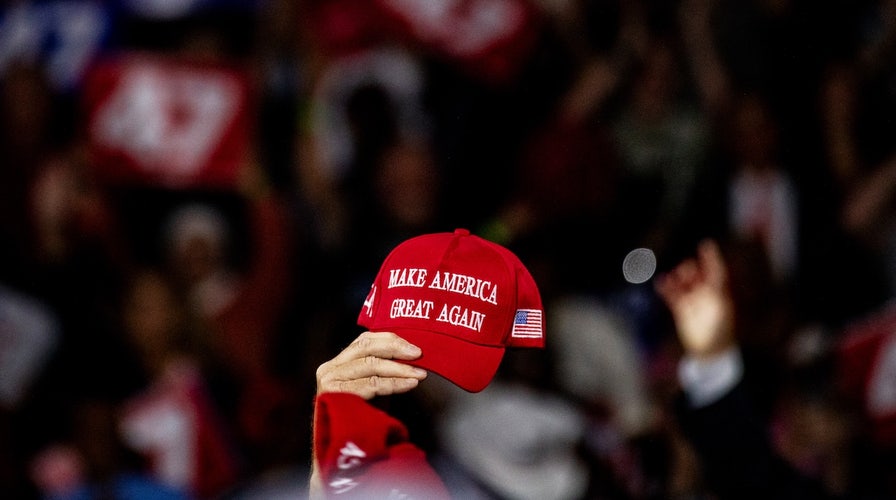 WATCH LIVE: Trump celebra un mitin en un estado profundamente azul a semanas de las elecciones