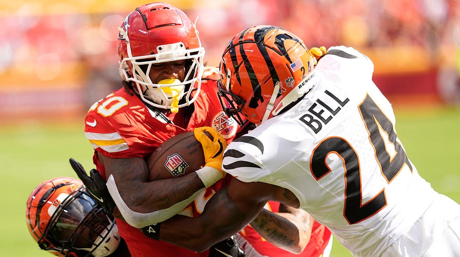 Isiah Pacheco fractures fibula in Chiefs win vs Bengals, expected to land on IR | The Facility