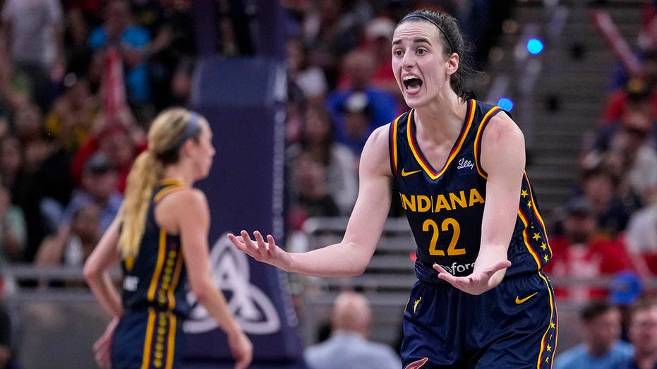 Caitlin Clark’s Fever teammates prevent star rookie from possibly picking up consequential technical foul