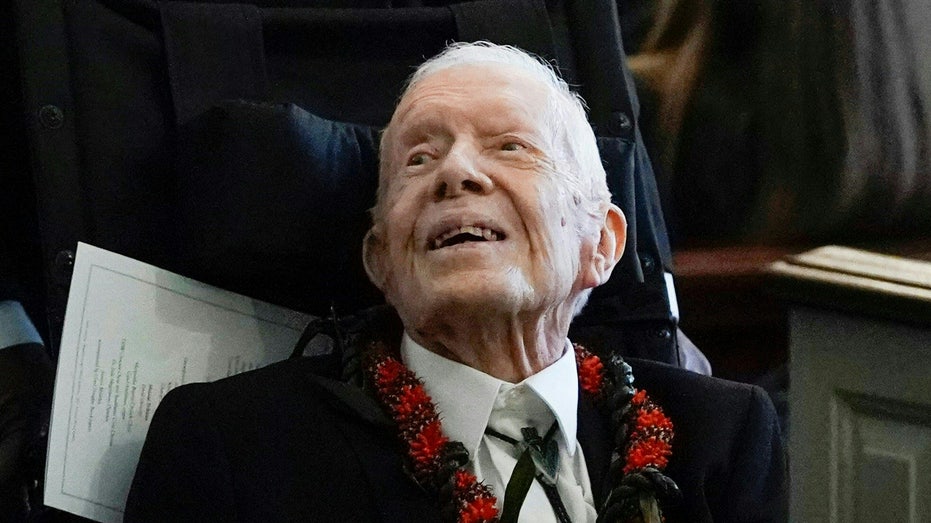 Jimmy Carter becomes first president to turn 100 thumbnail