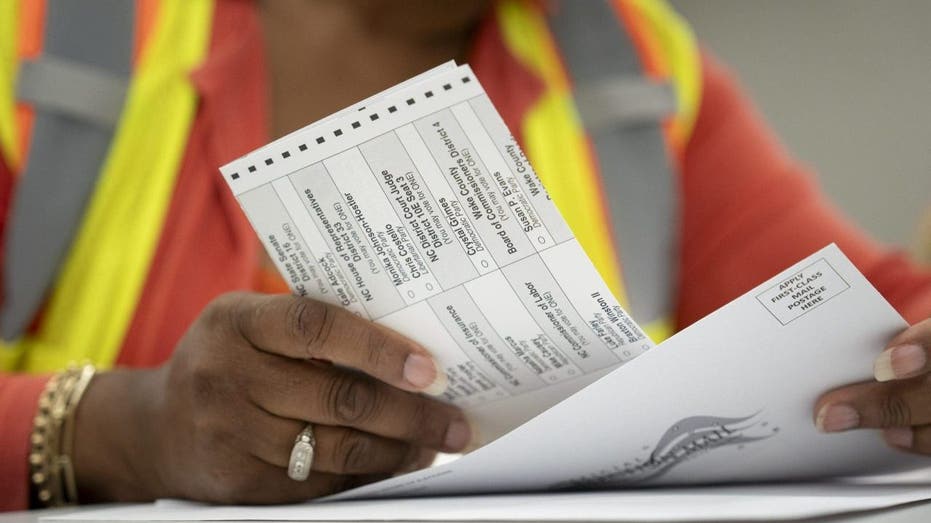 North Carolina removes 747,000 from voter rolls thumbnail