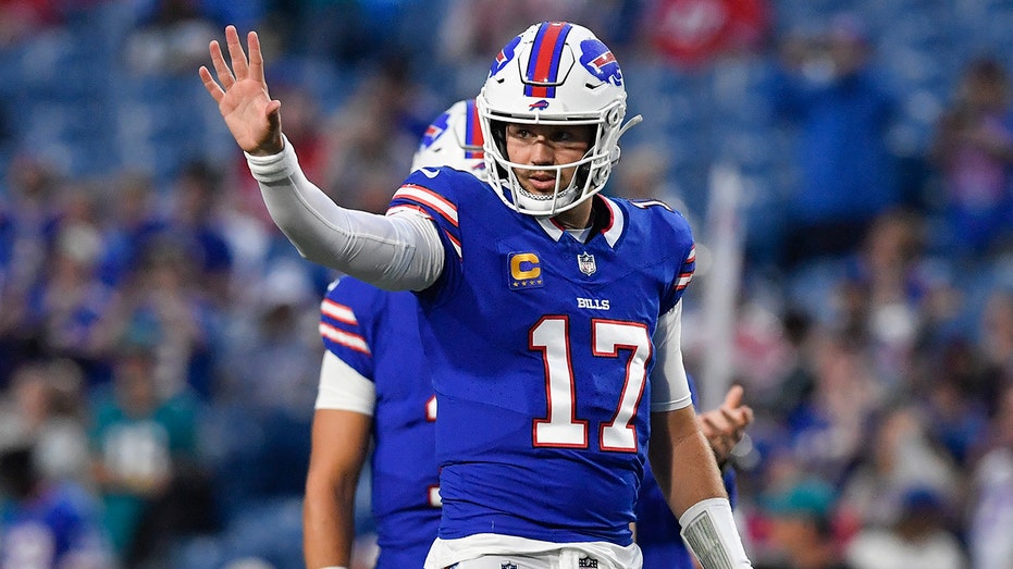 Bills fan's sign about leaving husband for Josh Allen stirs visceral blowback: 'Is it really worth it?' thumbnail