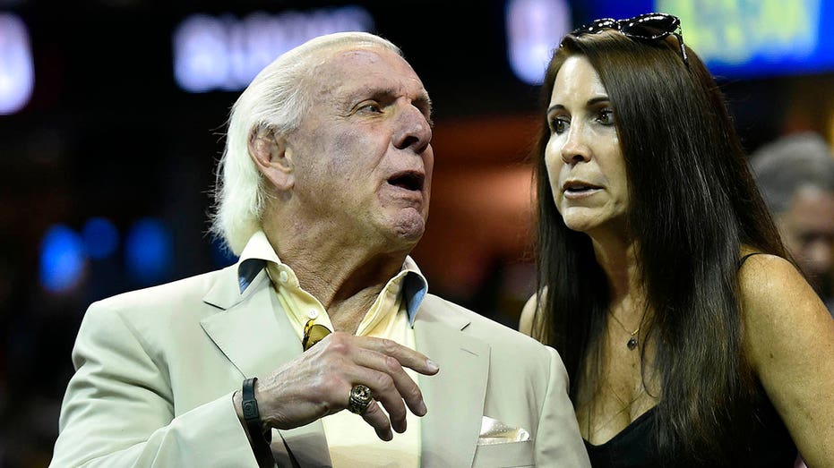 Pro wrestling legend Ric Flair, 75, splits from 5th wife thumbnail