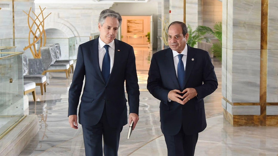 Blinken travels to Egypt for cease-fire talks as Israel adds new war goal thumbnail