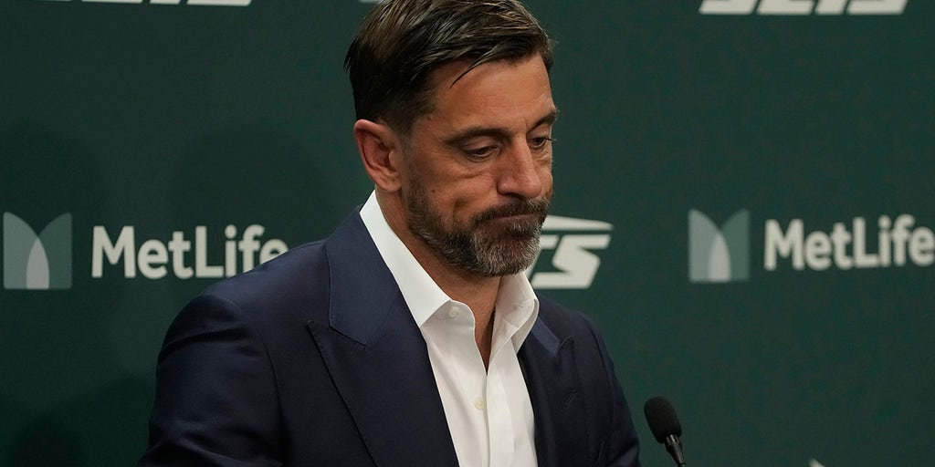 Aaron Rodgers says Jets' season finale vs. Dolphins could be his last NFL game