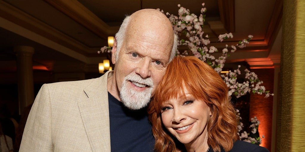 The Voice' coach Reba McEntire calls boyfriend Rex Linn 'a love of my life'  | Fox News