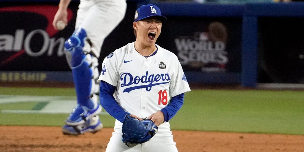 Dodgers' Yoshinobu Yamamoto stymies Yankees in World Series Game 2 win as Shohei Ohtani injury casts shadow