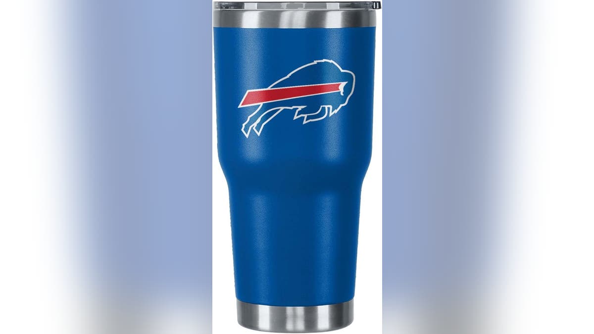 Take your favorite team with you everywhere with a to-go mug.?