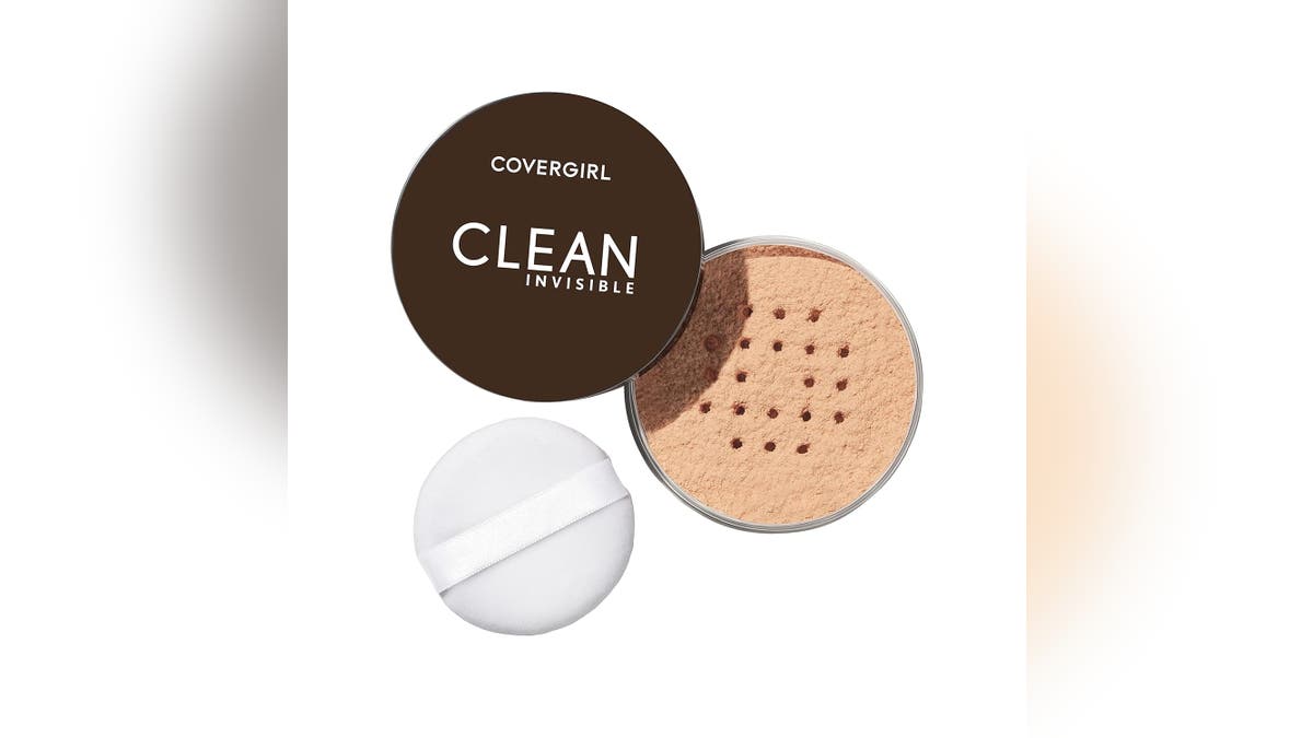 This vegan loose powder comes in a variety of shades.?