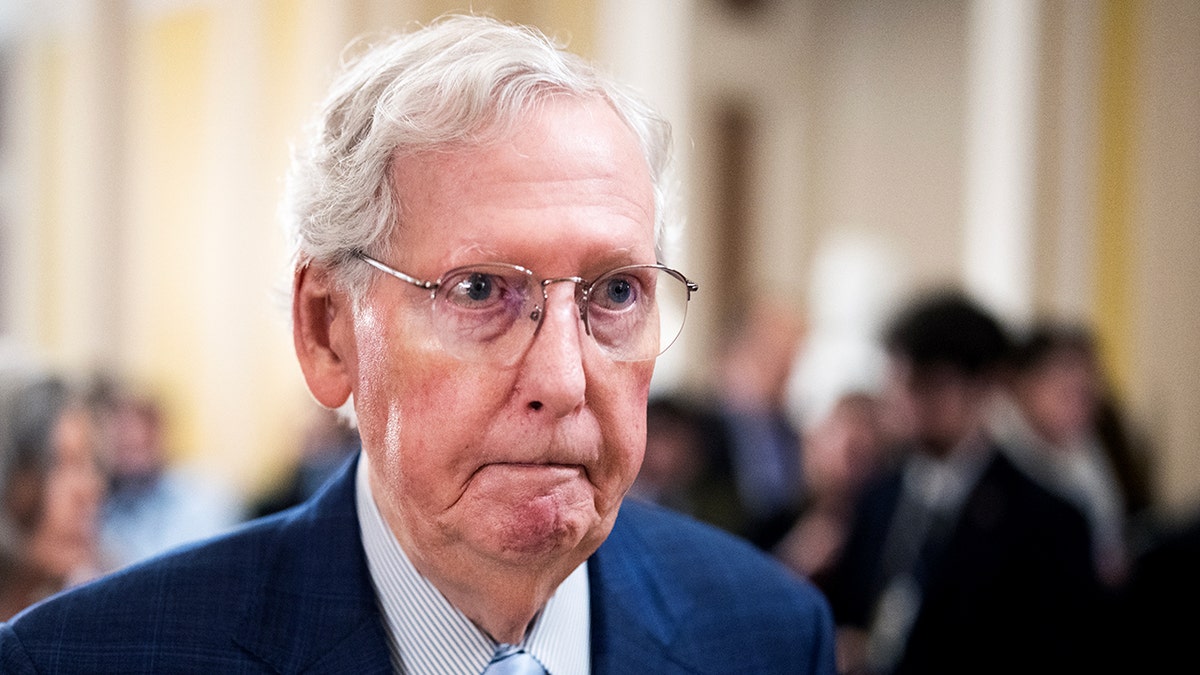 Sen Mitch McConnell announces he will not run for re-election