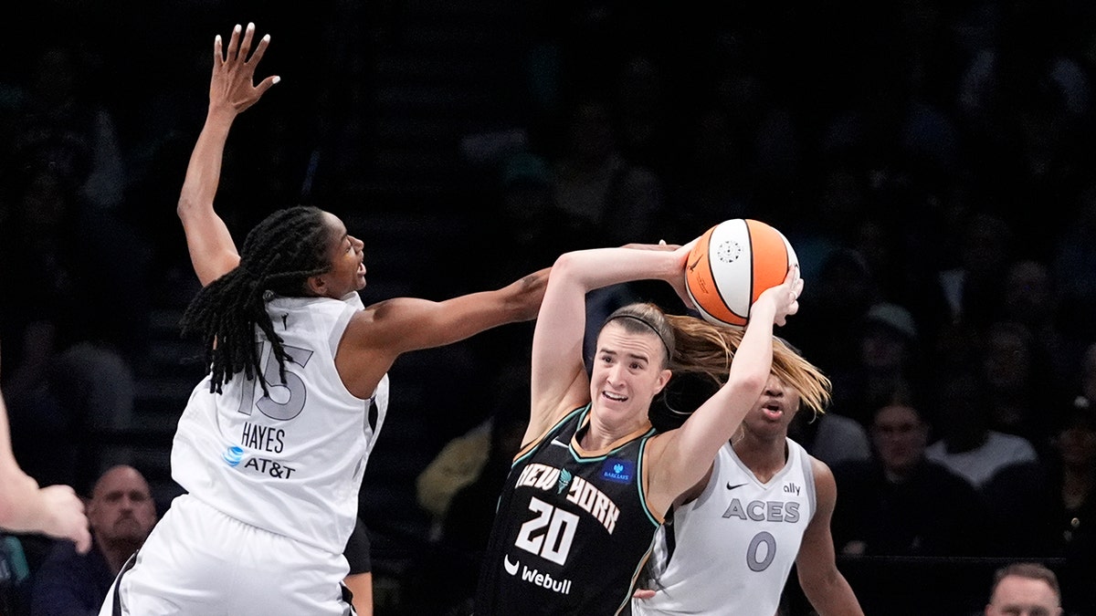 Aces' Becky Hammon tears into Kelsey Plum as Las Vegas falls to Liberty in Game 2  at george magazine