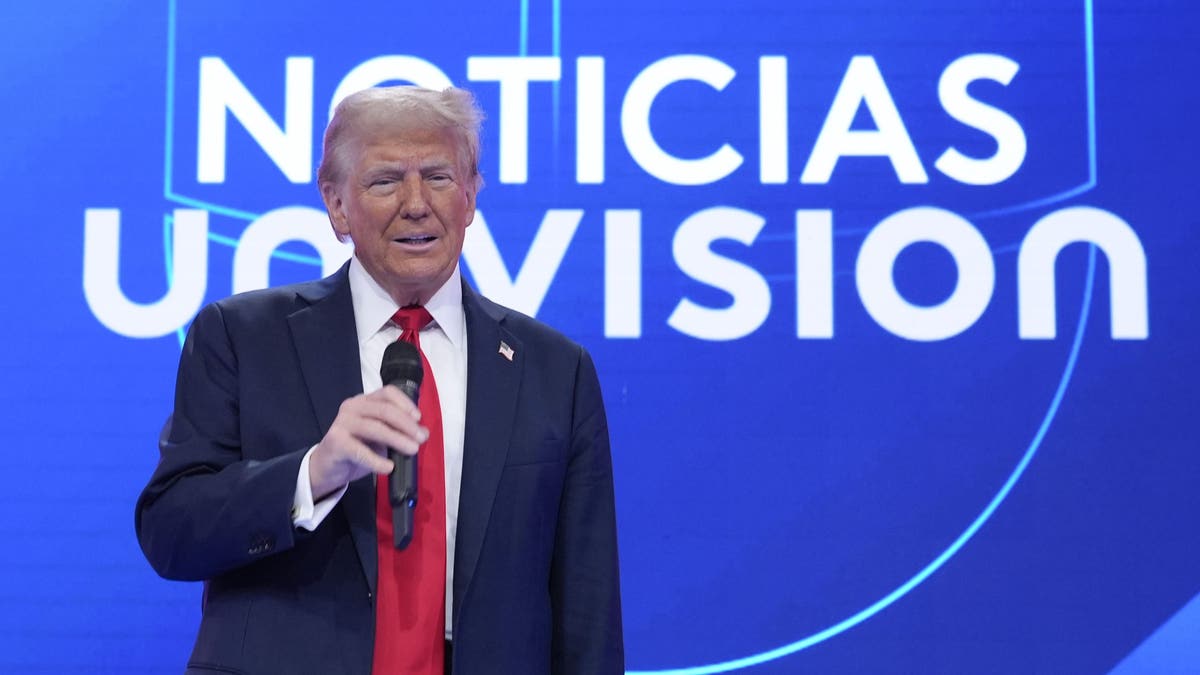 Trump discursa na Câmara Municipal da Univision