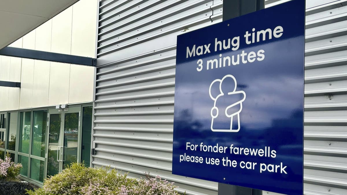 New Zealand Airport Hugs