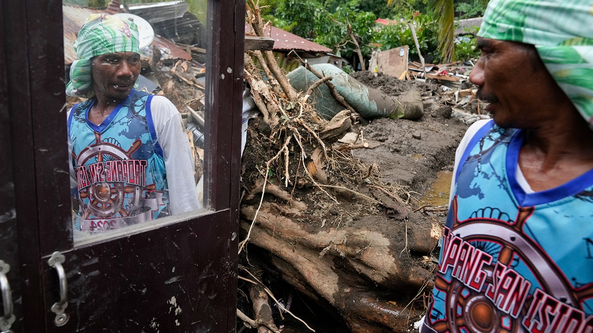 APTOPIX Filipinas Asia Tormenta