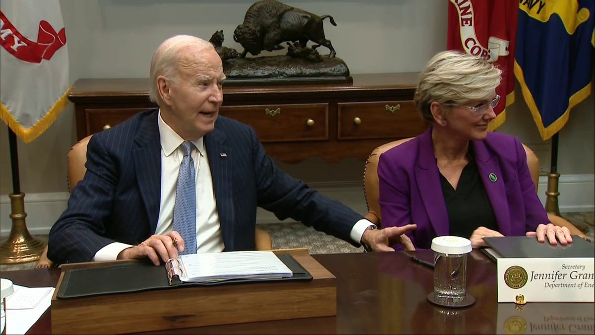 President Biden says "hang on a second" to VP Harris during a hurricane briefing