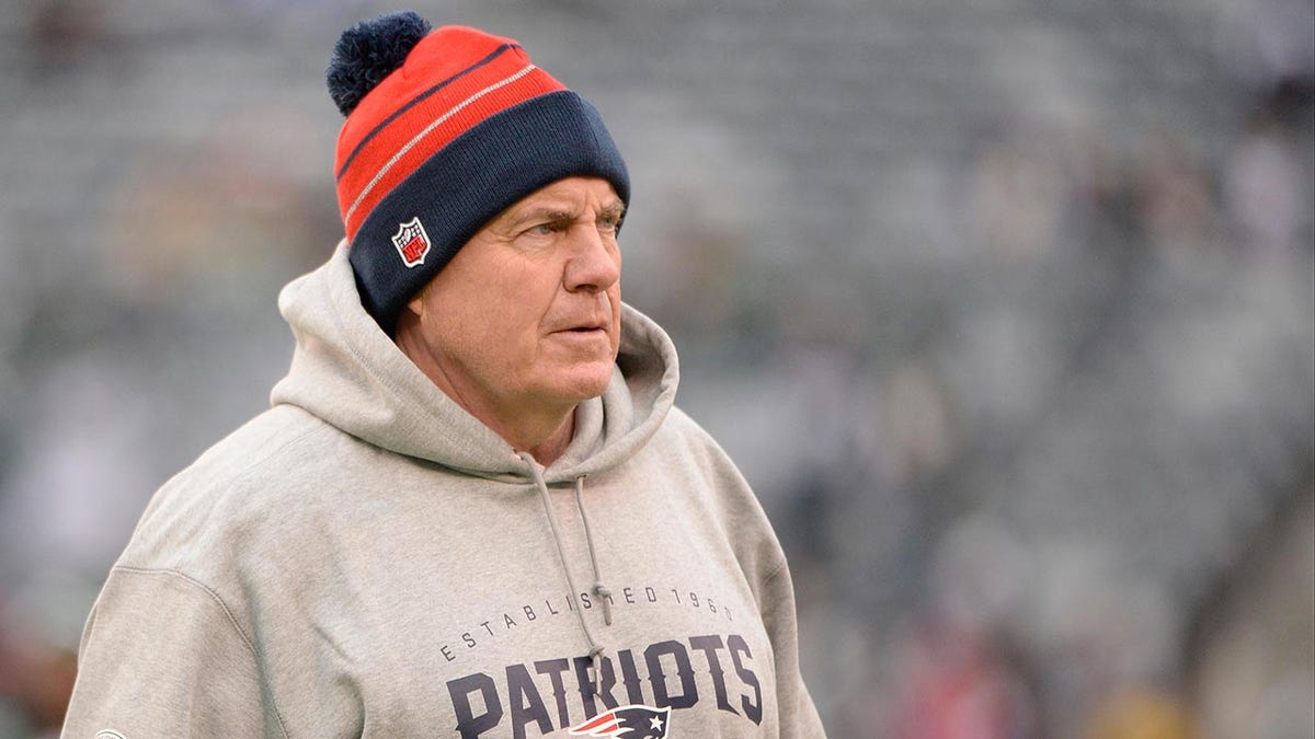 Bill Belichick dresses up for Halloween photo shoot with girlfriend in