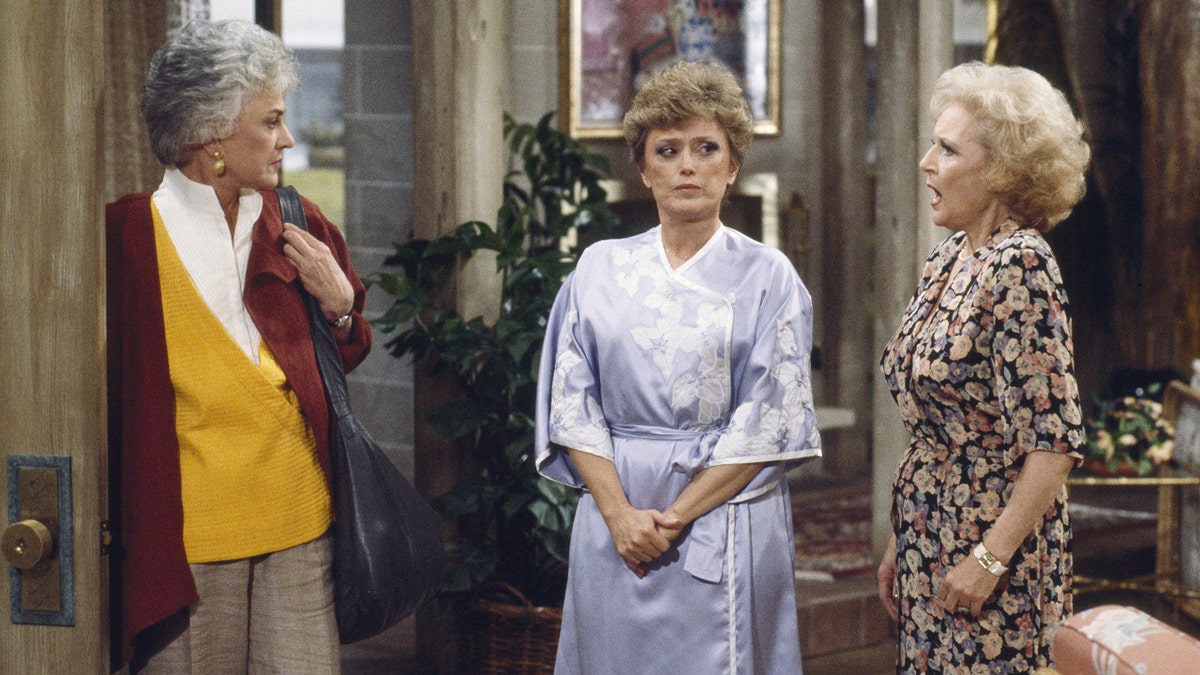 Dress like the ‘Golden Girls’ cast this Halloween  at george magazine