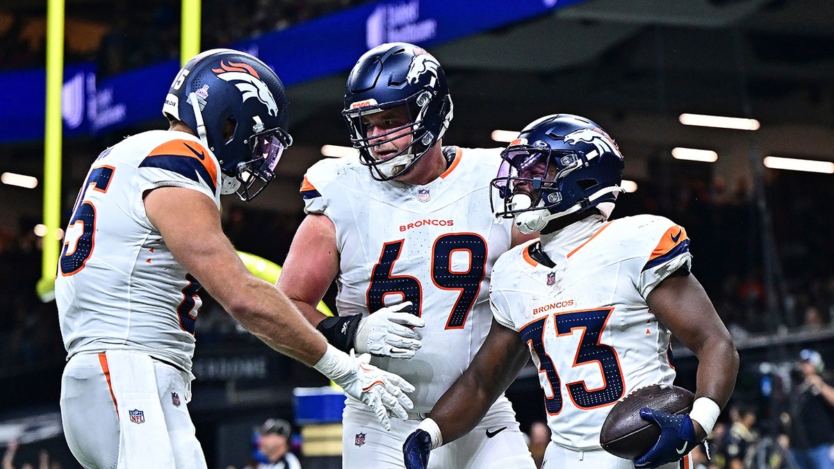 Broncos celebran touchdown